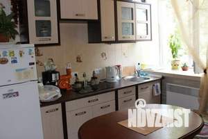 2-к квартира, вторичка, 42м2, 2/2 этаж
