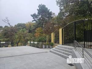 Студия квартира, вторичка, 111м2, 3/10 этаж