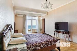 1-к квартира, вторичка, 70м2, 3/8 этаж