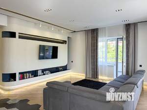 4-к квартира, вторичка, 205м2, 7/9 этаж