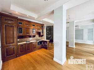 2-к квартира, вторичка, 115м2, 2/5 этаж