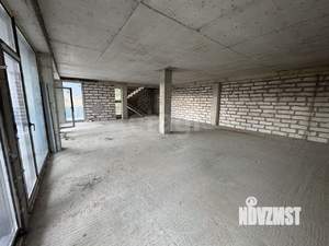 4-к квартира, вторичка, 108м2, 2/4 этаж