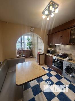 2-к квартира, вторичка, 64м2, 7/9 этаж