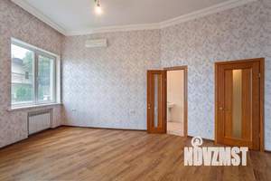 3-к квартира, вторичка, 200м2, 2/7 этаж