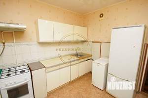 2-к квартира, вторичка, 63м2, 9/9 этаж