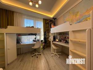 2-к квартира, вторичка, 62м2, 9/18 этаж