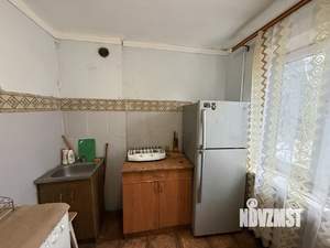 2-к квартира, вторичка, 43м2, 1/4 этаж