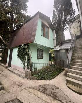 3-к квартира, вторичка, 80м2, 1/2 этаж
