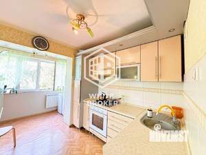 2-к квартира, вторичка, 64м2, 2/5 этаж