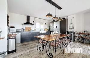 3-к квартира, вторичка, 100м2, 8/10 этаж