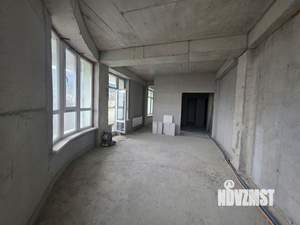 3-к квартира, вторичка, 130м2, 14/14 этаж