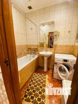 3-к квартира, вторичка, 103м2, 2/4 этаж