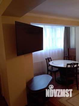 3-к квартира, вторичка, 77м2, 1/9 этаж