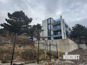 4-к квартира, вторичка, 108м2, 2/4 этаж