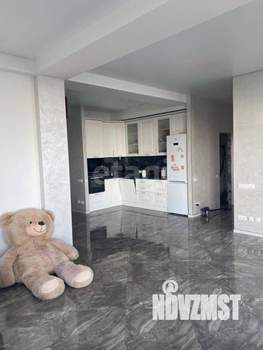 4-к квартира, вторичка, 118м2, 3/5 этаж