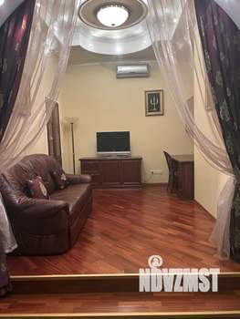 3-к квартира, вторичка, 102м2, 1/4 этаж
