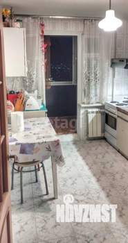 3-к квартира, вторичка, 70м2, 10/12 этаж