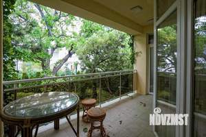 4-к квартира, вторичка, 221м2, 4/4 этаж