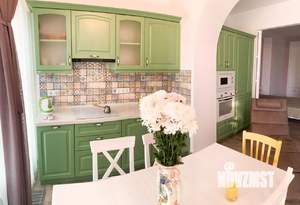 3-к квартира, вторичка, 102м2, 5/18 этаж