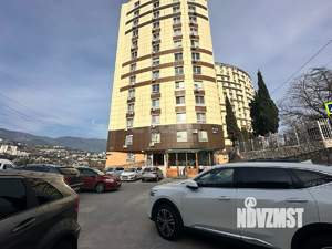 2-к квартира, вторичка, 64м2, 10/18 этаж