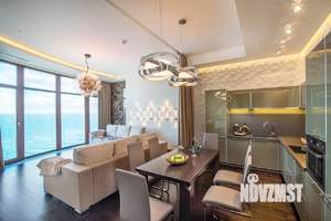 2-к квартира, вторичка, 130м2, 10/14 этаж