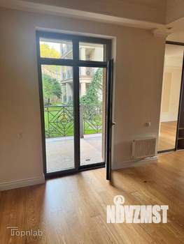 1-к квартира, вторичка, 57м2, 1/8 этаж