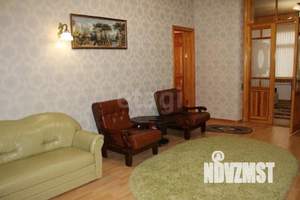 3-к квартира, вторичка, 74м2, 1/4 этаж