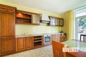 3-к квартира, вторичка, 118м2, 1/20 этаж