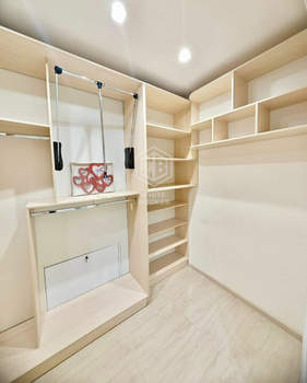 3-к квартира, вторичка, 75м2, 1/9 этаж