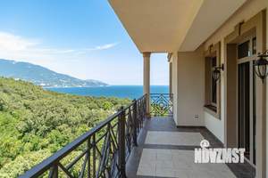 3-к квартира, вторичка, 132м2, 3/8 этаж