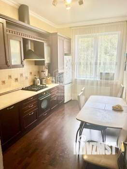 2-к квартира, вторичка, 60м2, 4/4 этаж