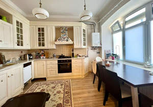 4-к квартира, вторичка, 119м2, 2/3 этаж