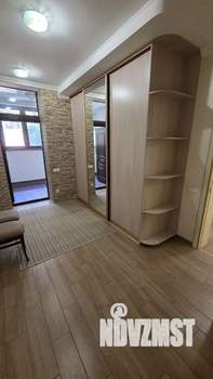 4-к квартира, вторичка, 140м2, 2/4 этаж