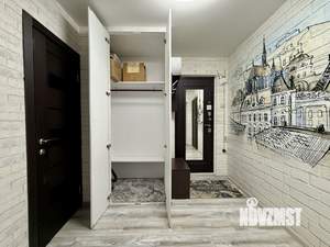 2-к квартира, вторичка, 62м2, 1/9 этаж