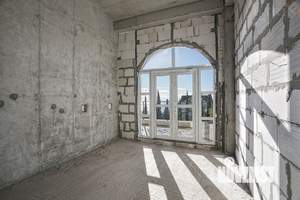 1-к квартира, вторичка, 69м2, 1/8 этаж