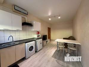 2-к квартира, вторичка, 74м2, 1/1 этаж