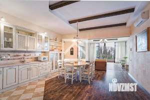 3-к квартира, вторичка, 146м2, 3/8 этаж