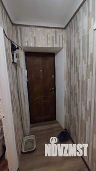 2-к квартира, вторичка, 44м2, 1/4 этаж