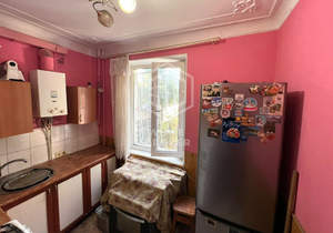 2-к квартира, вторичка, 43м2, 1/5 этаж