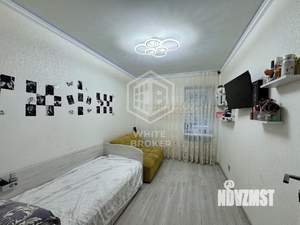 3-к квартира, вторичка, 90м2, 1/3 этаж