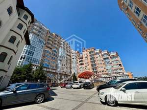 2-к квартира, вторичка, 100м2, 8/10 этаж