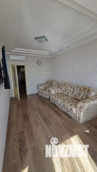 4-к квартира, вторичка, 140м2, 2/4 этаж