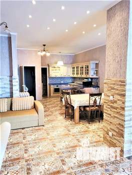3-к квартира, вторичка, 90м2, 1/4 этаж