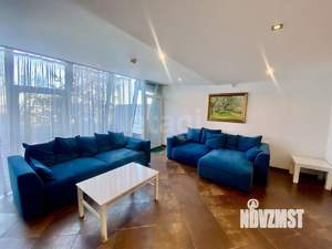 4-к квартира, вторичка, 174м2, 2/2 этаж
