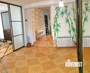 2-к квартира, вторичка, 67м2, 1/5 этаж