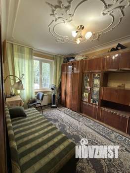 2-к квартира, вторичка, 44м2, 1/4 этаж