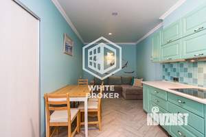 6-к квартира, вторичка, 223м2, 1/4 этаж