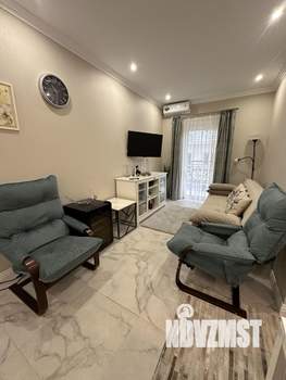 4-к квартира, вторичка, 120м2, 2/5 этаж