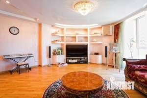 4-к квартира, вторичка, 174м2, 4/14 этаж
