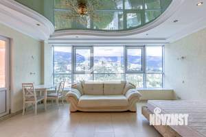 3-к квартира, вторичка, 118м2, 14/14 этаж